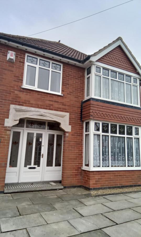 7 Bats Skegness